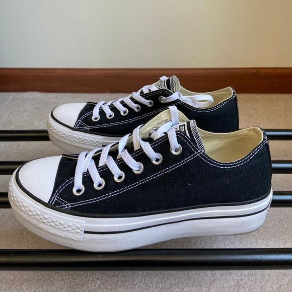 CONVERSE Men Chuck Taylor All Star Sneakers - NEW N - Picture 2 of 7